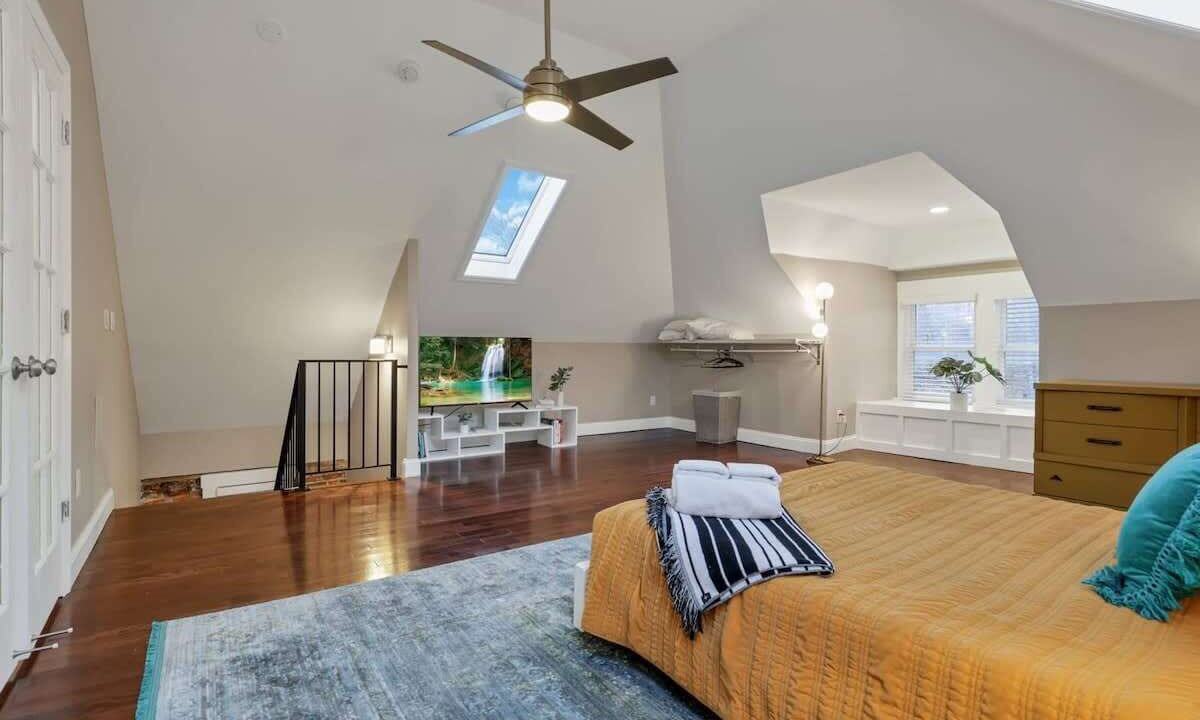 Photo of Bedroom in Victorian Village