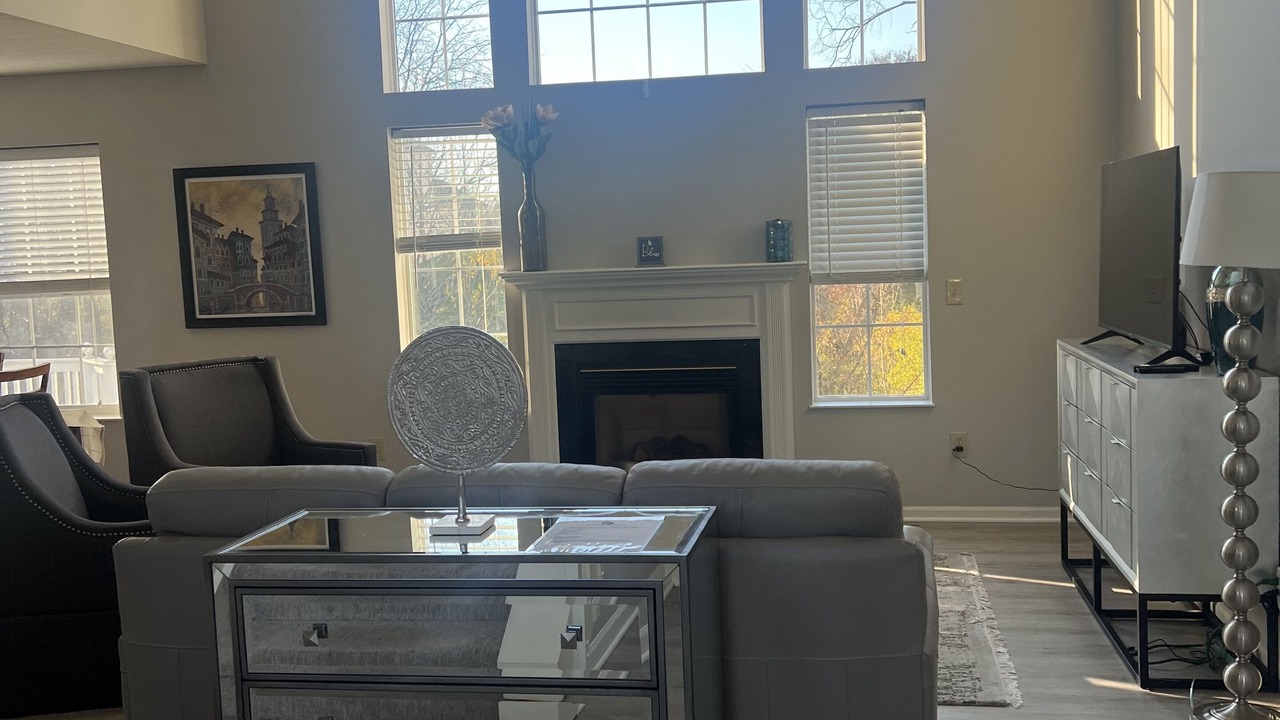 Photo of Livingroom in Pataskala