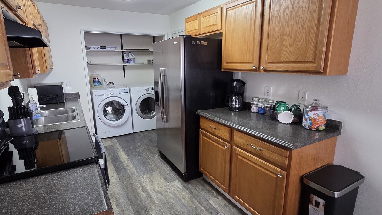 Photo of Kitchen in Northeast Anchorage
