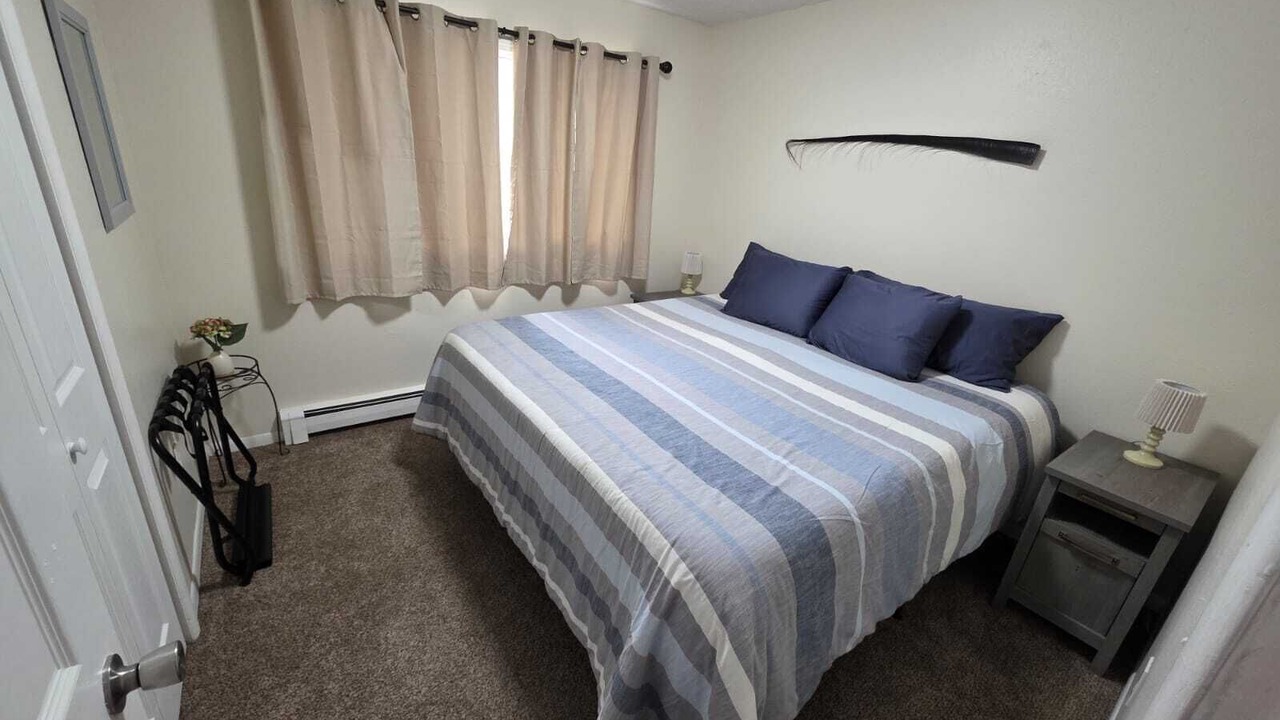 Photo of Bedroom in Northeast Anchorage