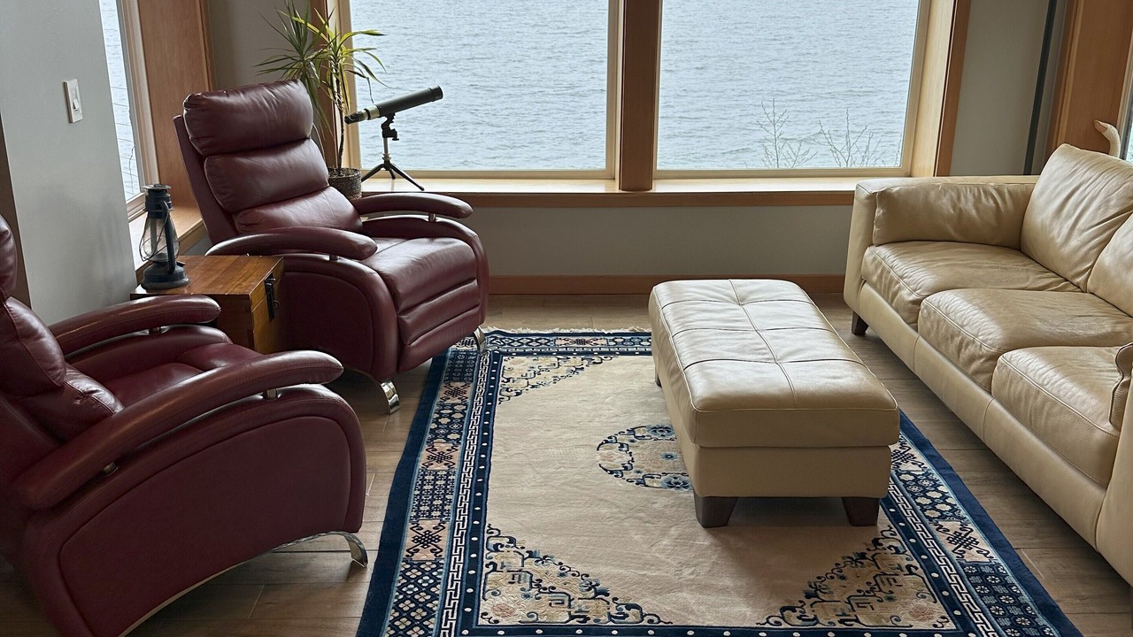 Photo of Livingroom in Juneau
