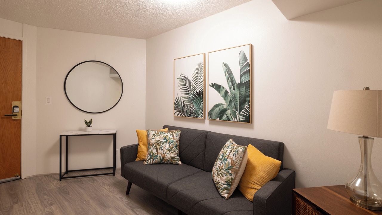 Photo of Livingroom in Downtown Honolulu