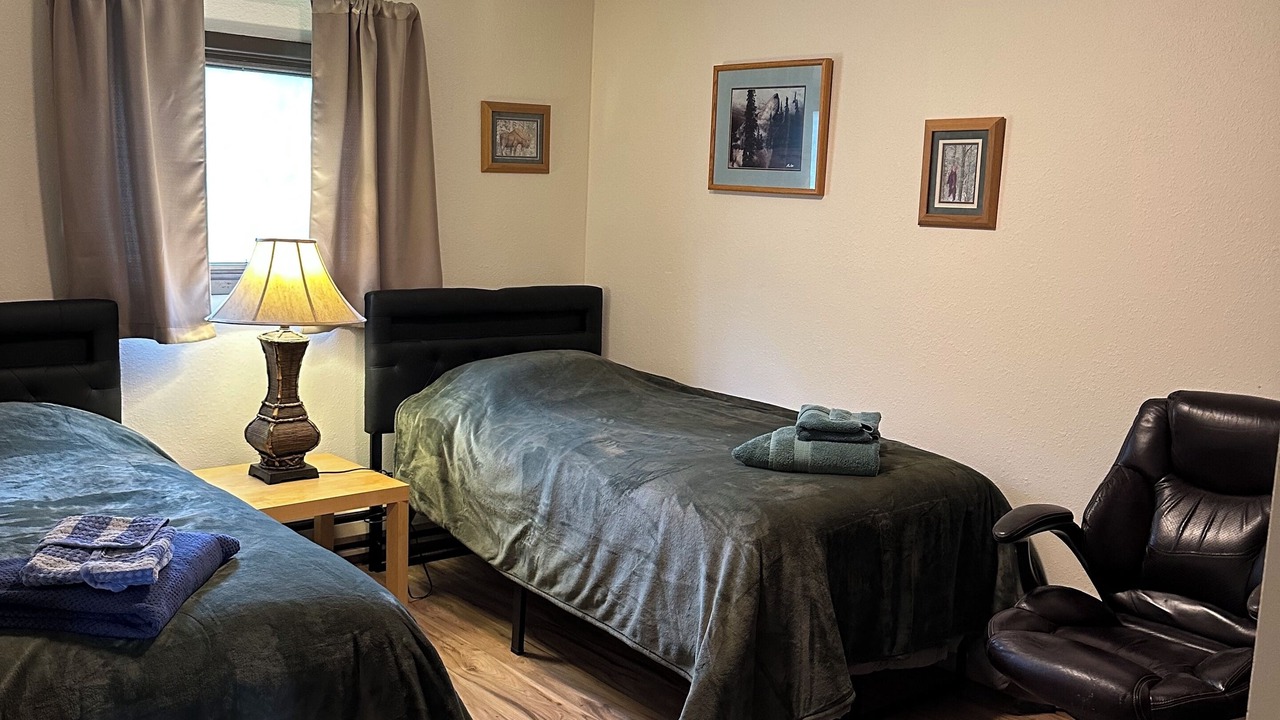 Photo of Bedroom in Knik River