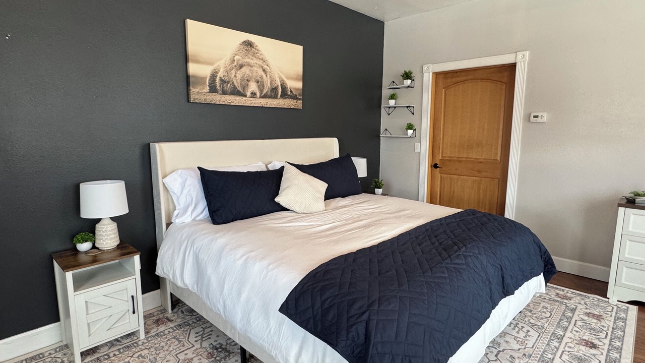 Photo of Bedroom in Chiniak