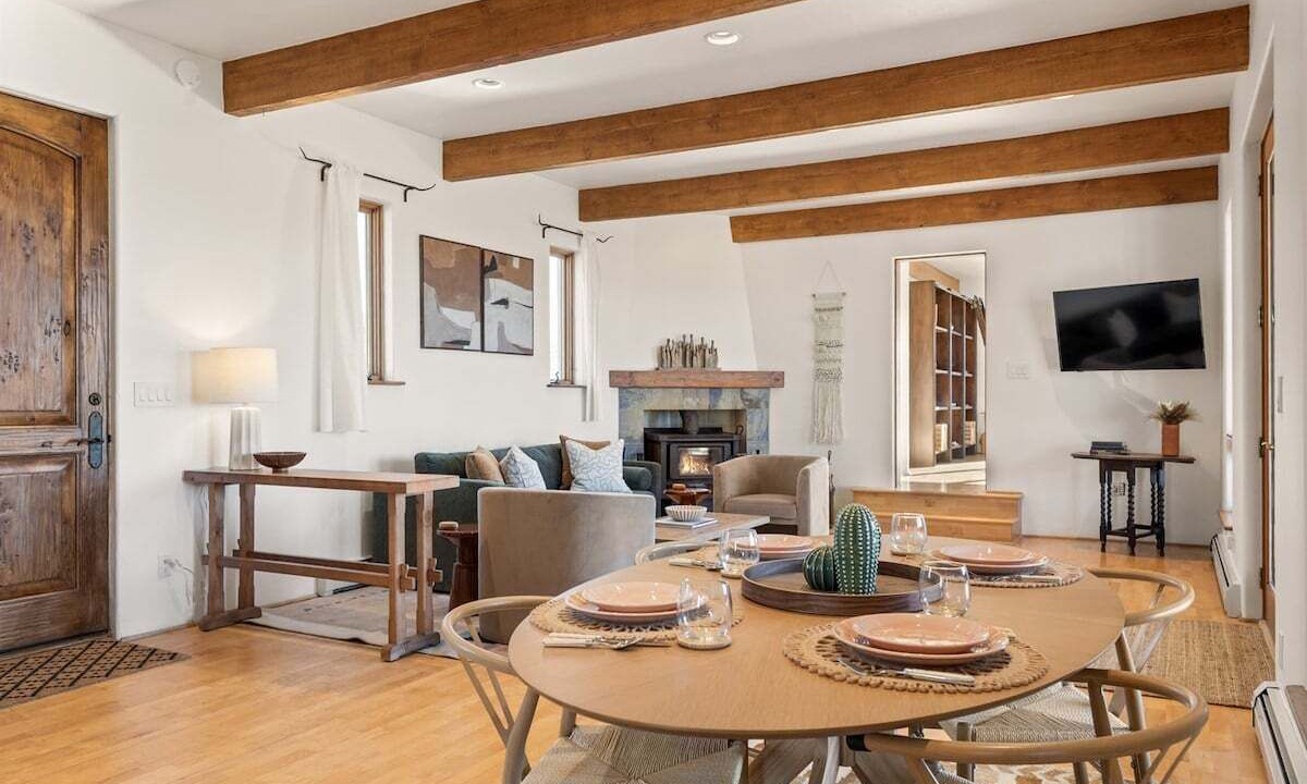 Photo of Livingroom in Missouri Heights
