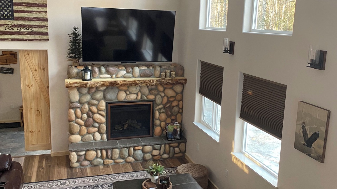 Photo of Livingroom in Fishhook