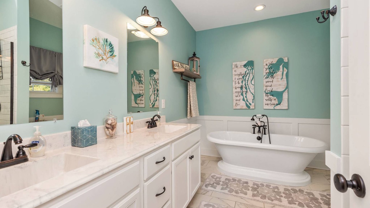 Photo of Bathroom in Tranquil Harbour
