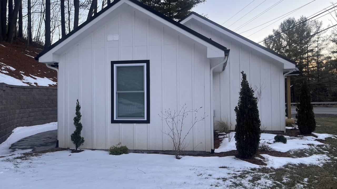 Photo of Outdoor in West Jefferson
