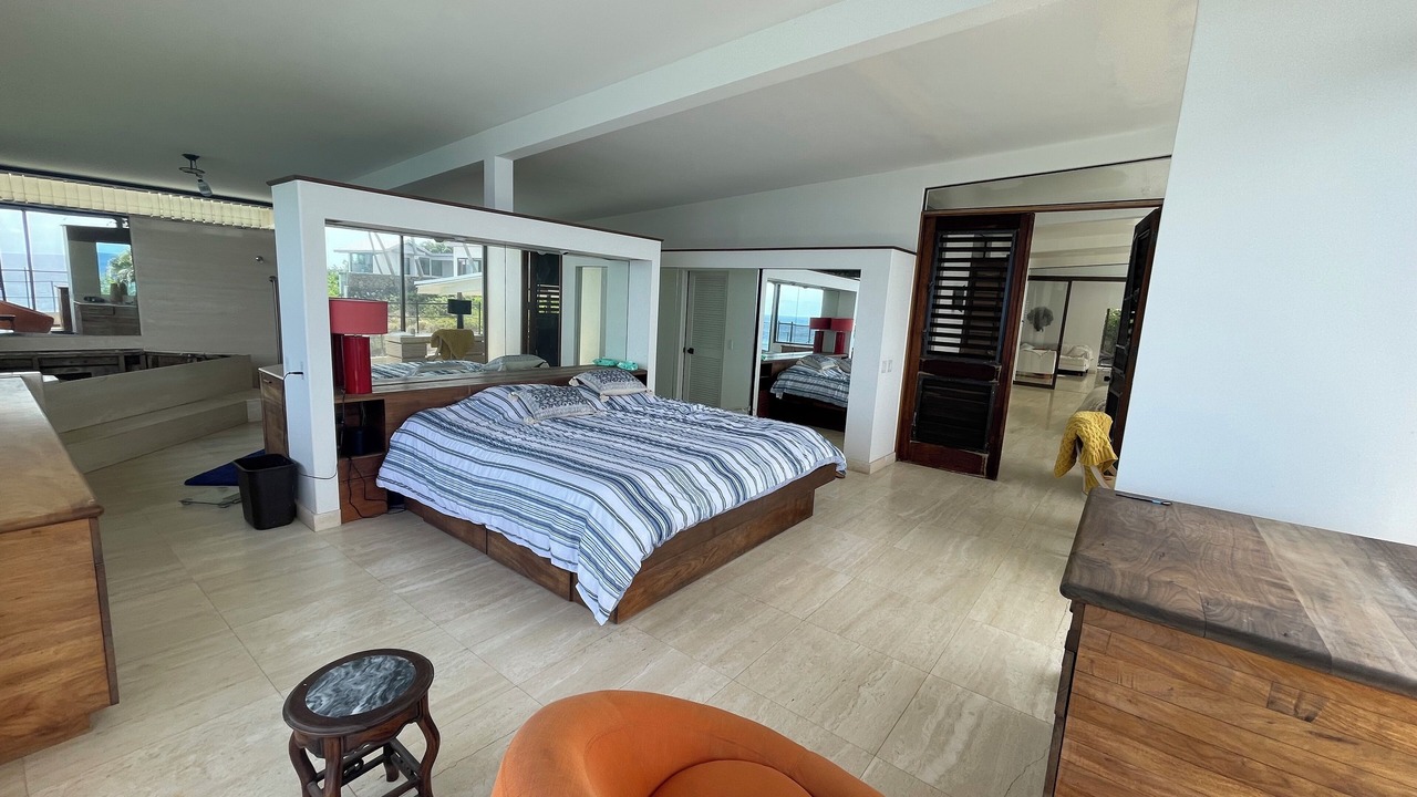 Photo of Bedroom in Hawaii Kai