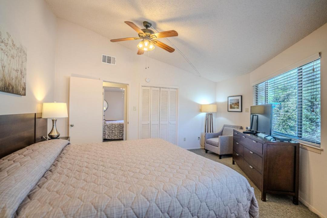 Photo of Bedroom in Lakeway