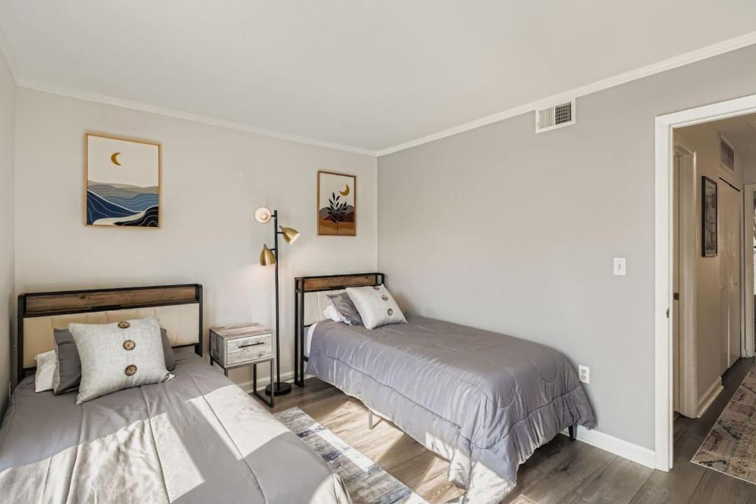 Photo of Bedroom in Lincoln Park