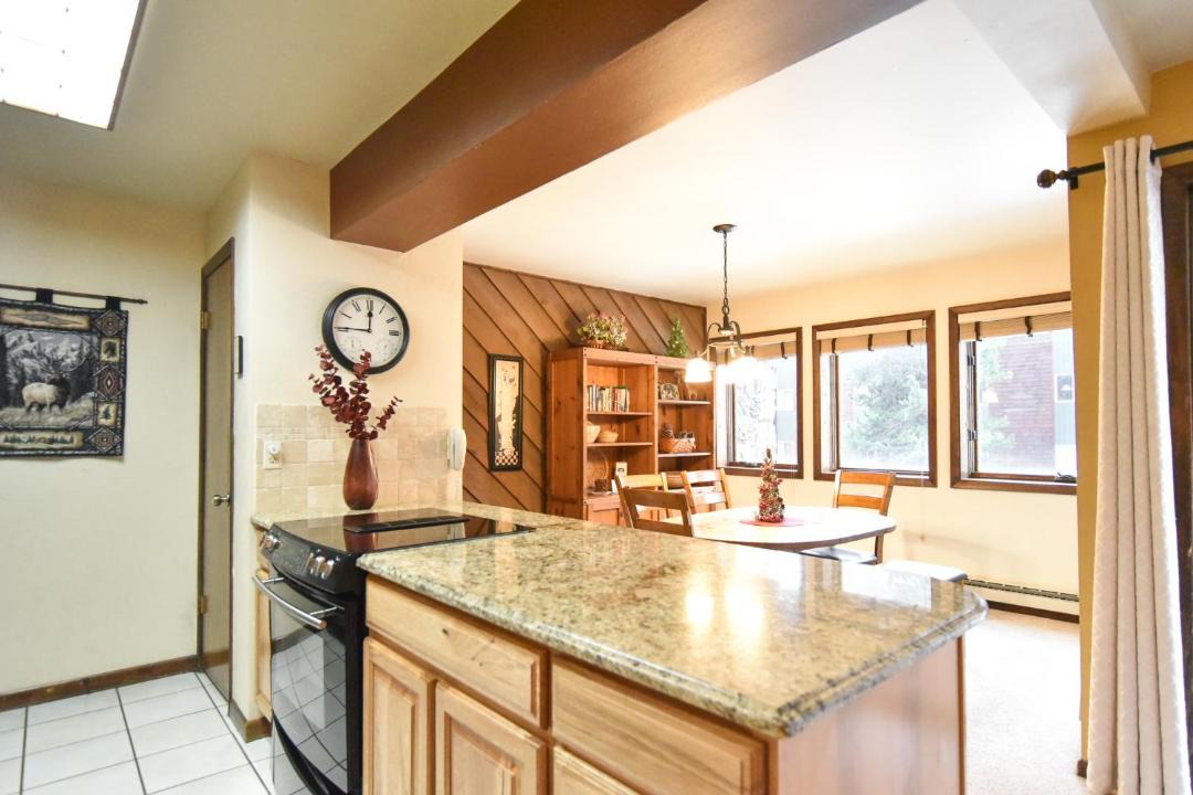Photo of Kitchen in Four O'Clock