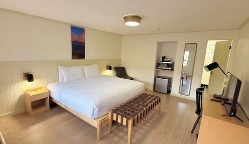 Classic Single Room