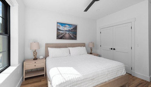 3 Bedroom Penthouse Mtn View (313)