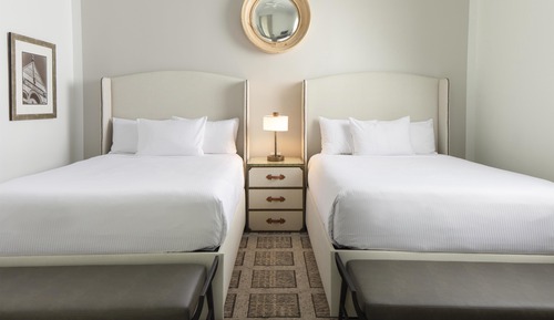 Suite, 2 Queen Beds (1886)