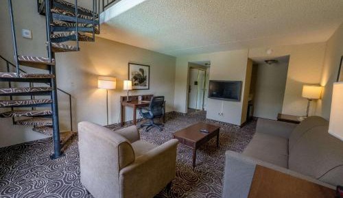 Coast Townhouse Loft Suite