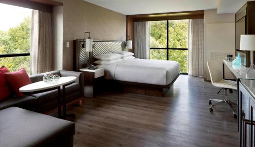 Executive King Room